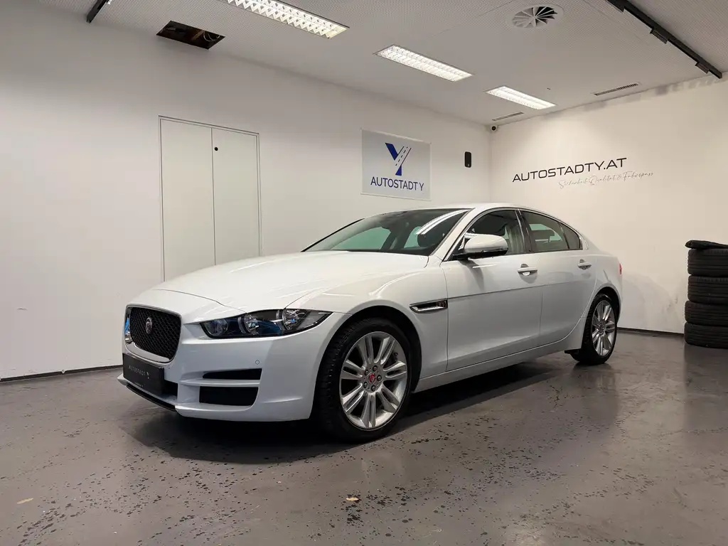 Jaguar XE, Bild 4 von 15