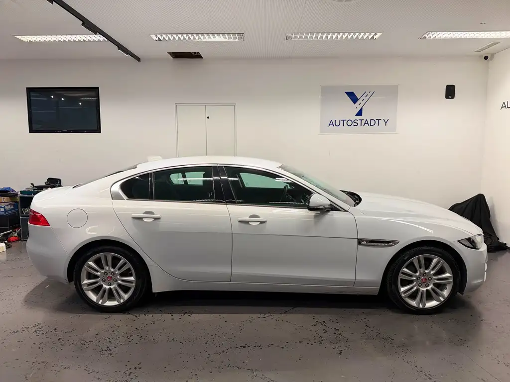 Jaguar XE, Bild 7 von 15