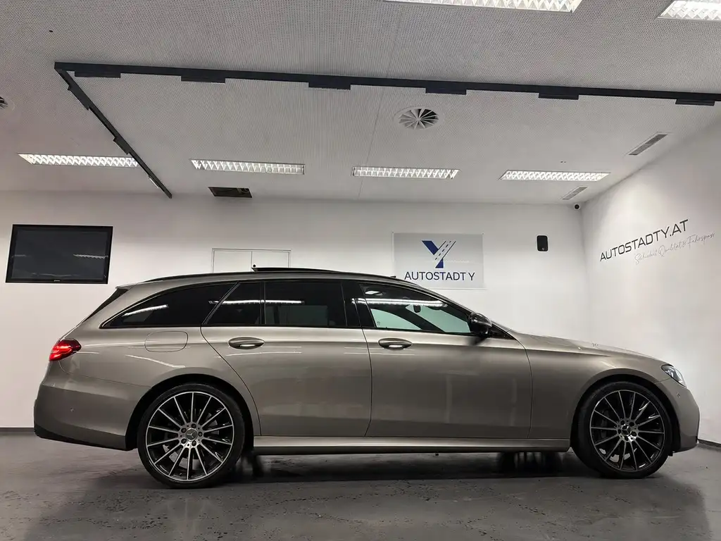 Mercedes-Benz E 400, Bild 6 von 15