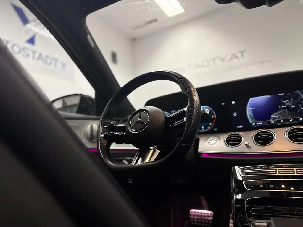 Mercedes-Benz E 400, Bild 13 von 15